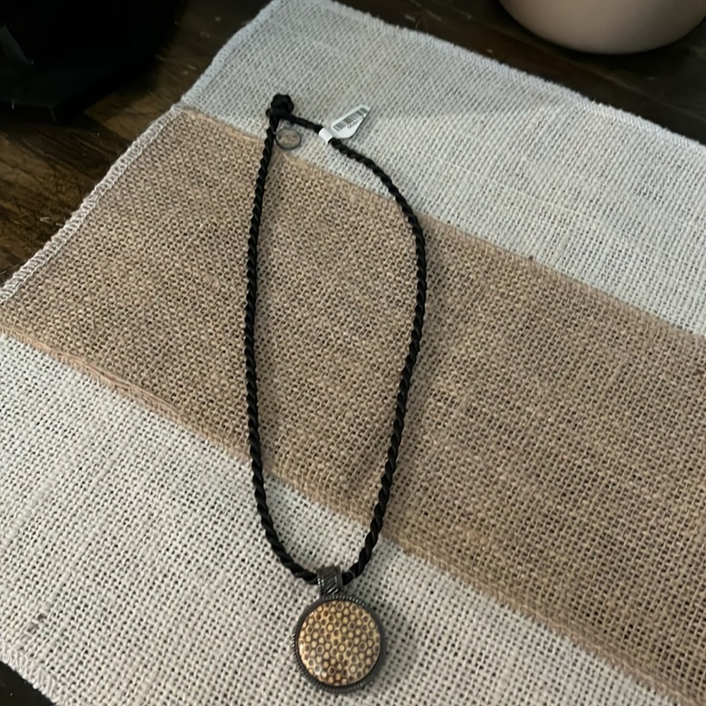 NECKLACE - Picture 3 of 4
